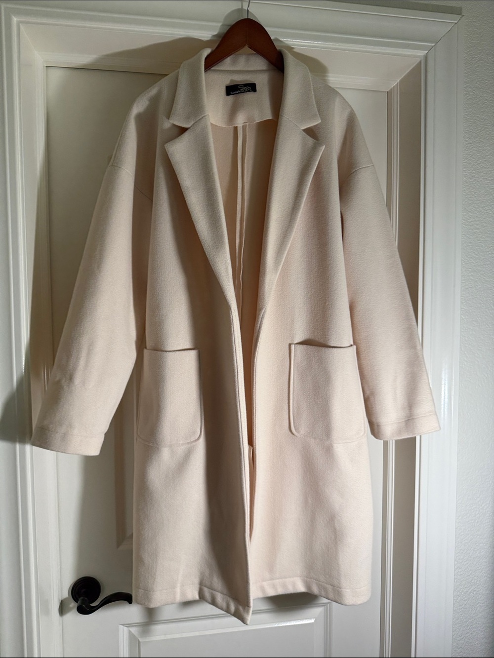 Suzanne Betro Soft Cream Open-Front Trench Coat